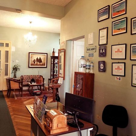 Travellers Inn Кито Экстерьер фото