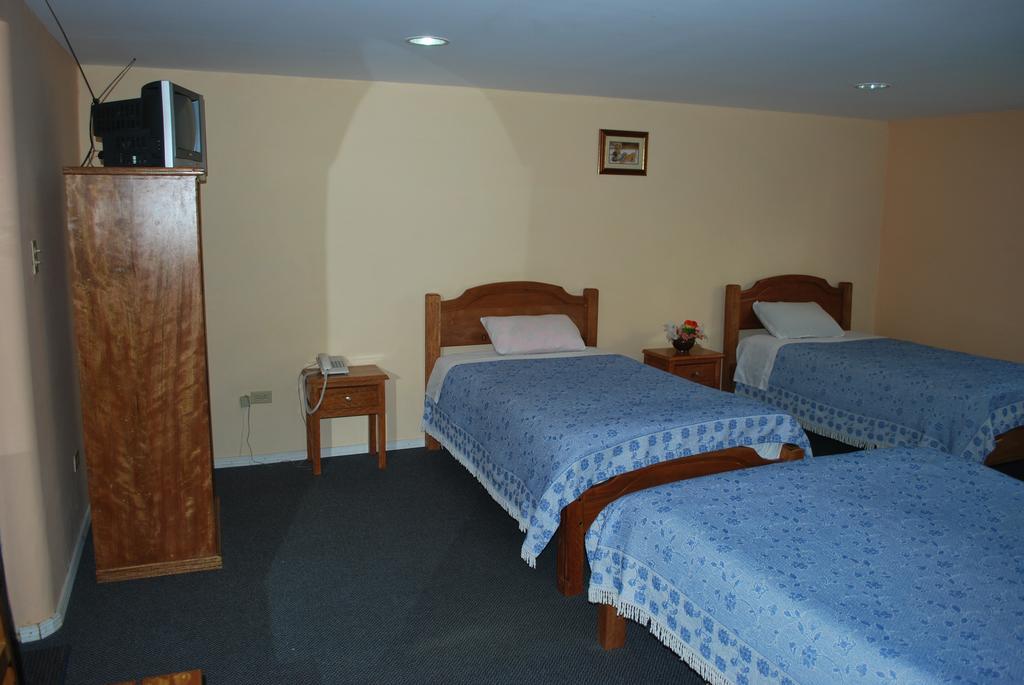 Travellers Inn Кито Экстерьер фото