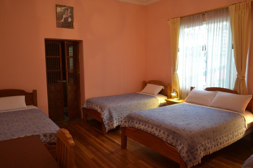 Travellers Inn Кито Экстерьер фото