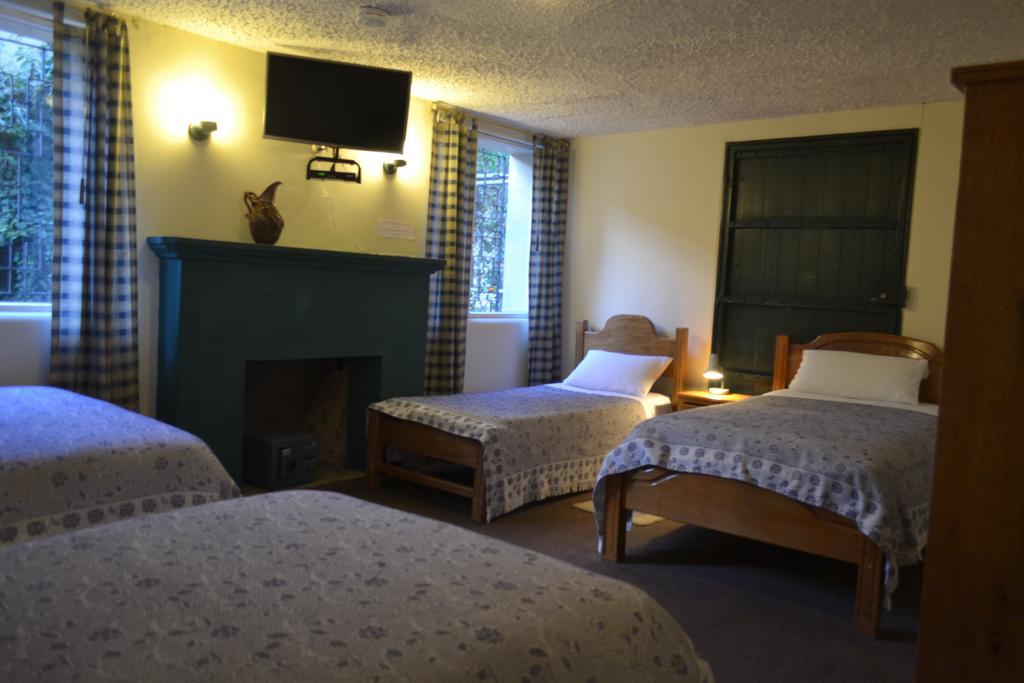 Travellers Inn Кито Экстерьер фото