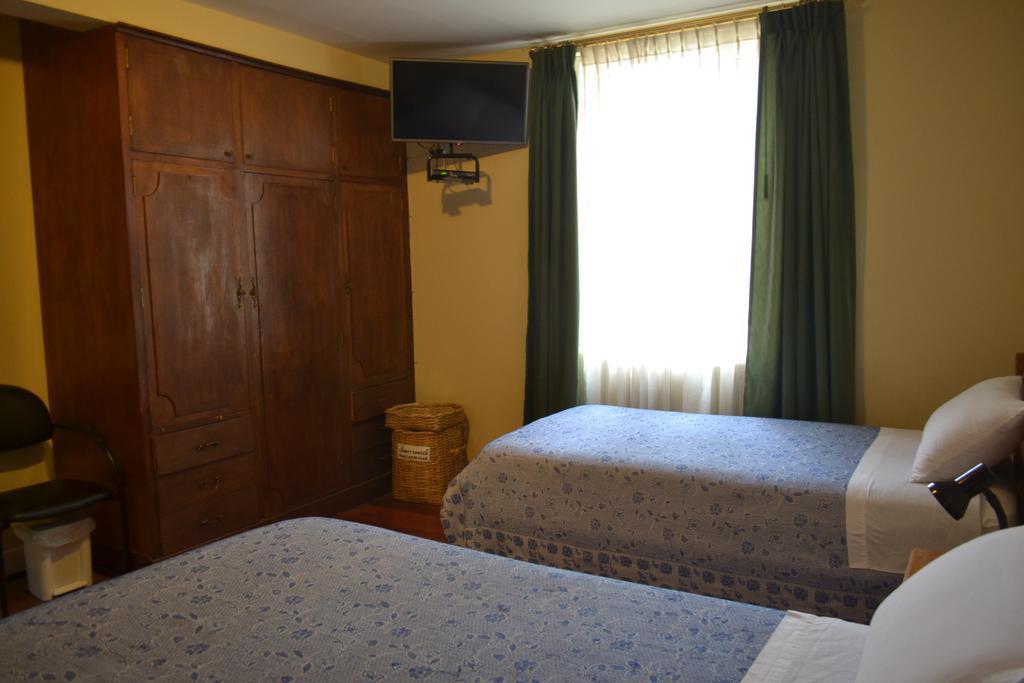 Travellers Inn Кито Экстерьер фото