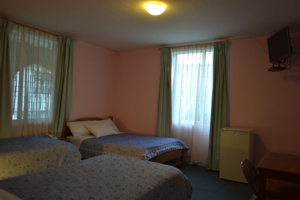 Travellers Inn Кито Экстерьер фото