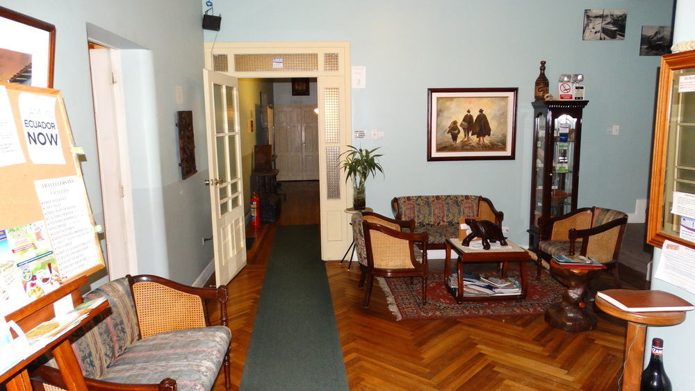 Travellers Inn Кито Экстерьер фото