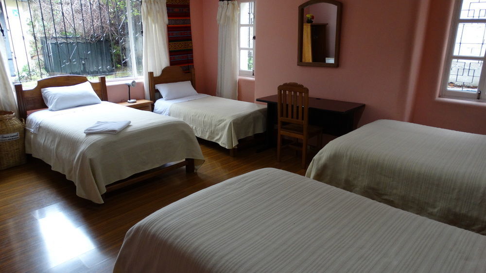Travellers Inn Кито Экстерьер фото
