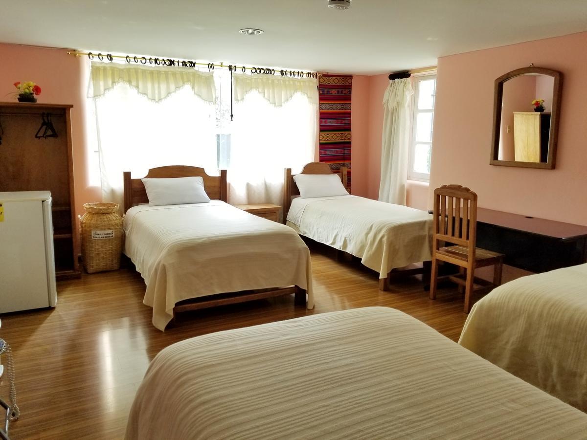 Travellers Inn Кито Экстерьер фото