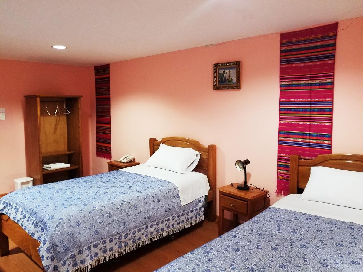 Travellers Inn Кито Экстерьер фото
