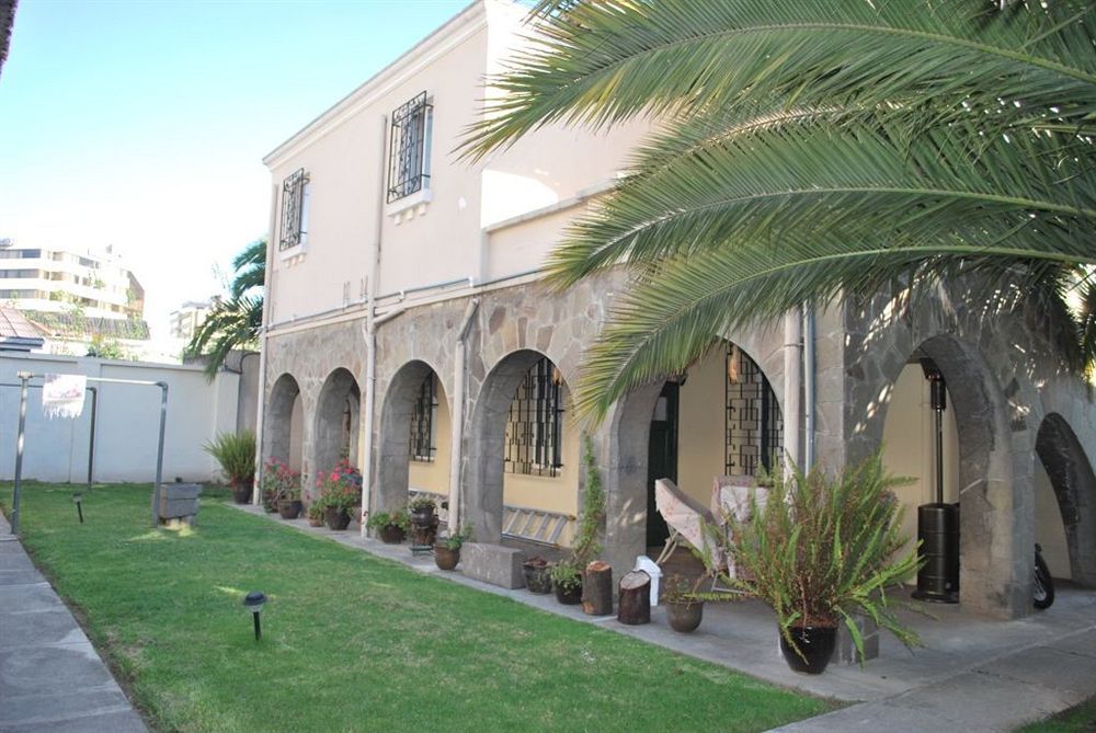 Travellers Inn Кито Экстерьер фото