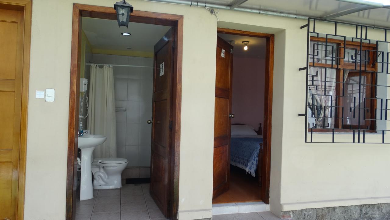 Travellers Inn Кито Экстерьер фото
