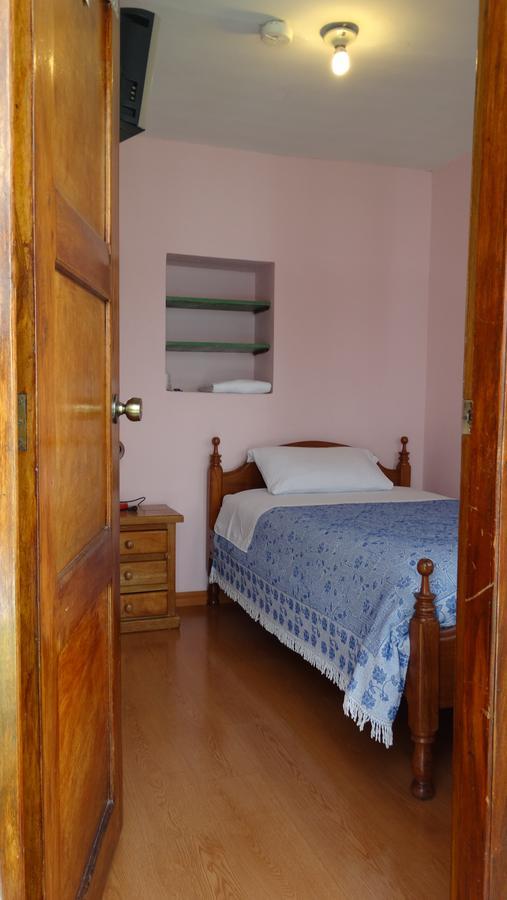 Travellers Inn Кито Экстерьер фото