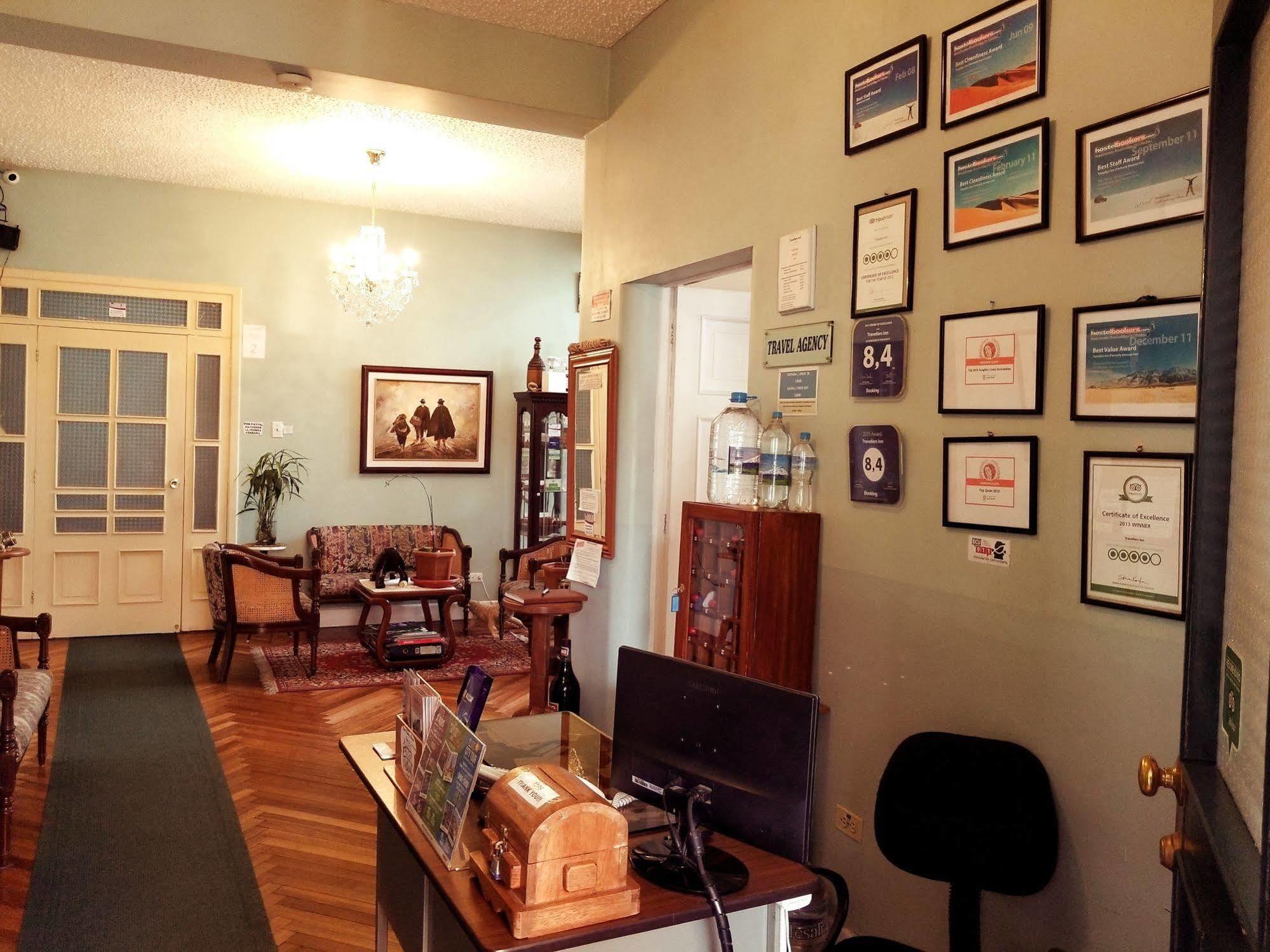 Travellers Inn Кито Экстерьер фото