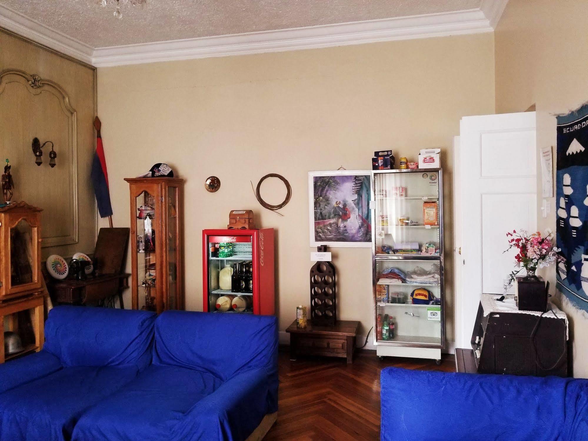 Travellers Inn Кито Экстерьер фото